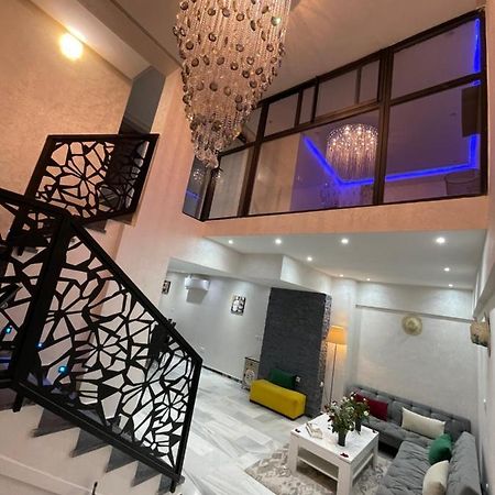 Appartement En Duplex Avec 3 Chambres Haut Standing Gueliz Marrakech Marraquexe Exterior foto