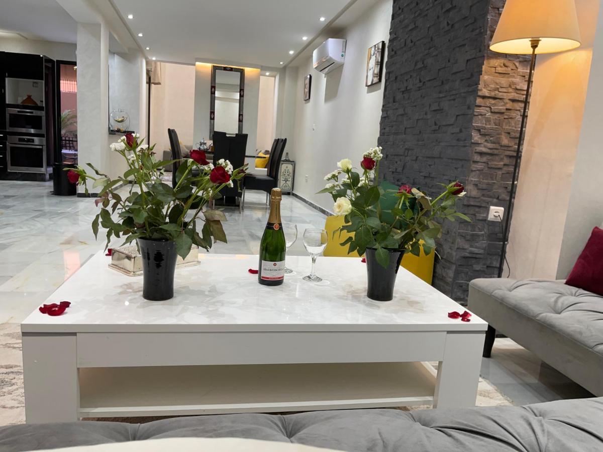 Appartement En Duplex Avec 3 Chambres Haut Standing Gueliz Marrakech Marraquexe Exterior foto