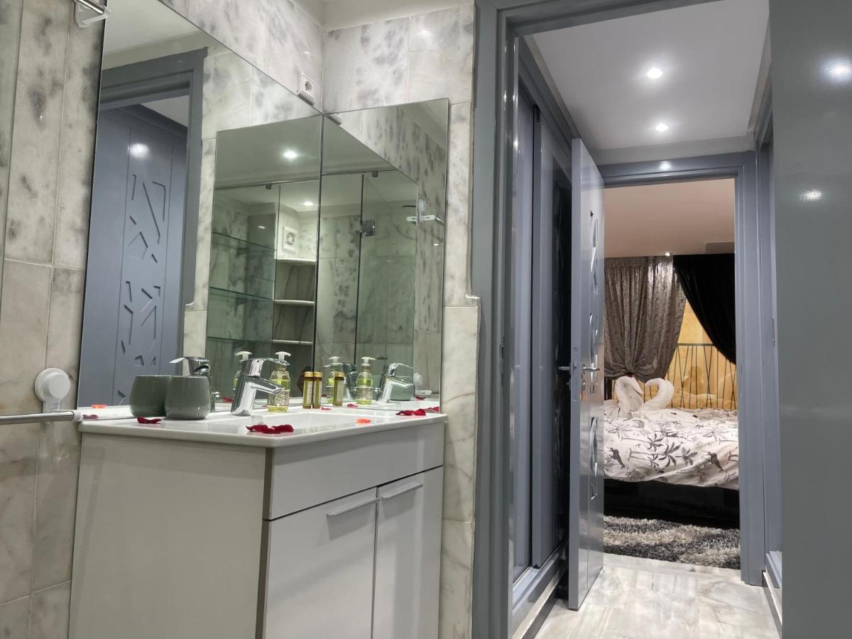 Appartement En Duplex Avec 3 Chambres Haut Standing Gueliz Marrakech Marraquexe Exterior foto